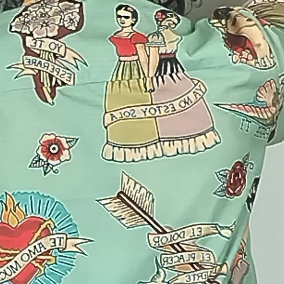 Frida Kahlo Folk Art Graphic Blouse in Green Size Medium - Picture 7 of 8